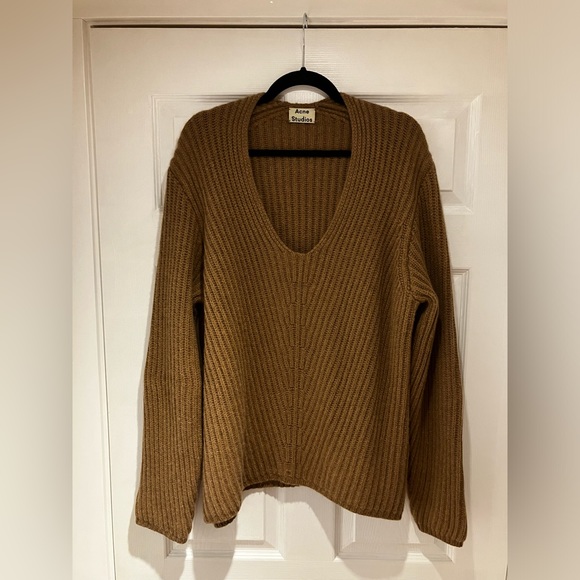XS ACNE Studios 100% wool “Deborah” sweater - Picture 3 of 7